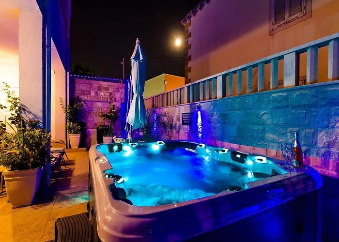 Aura - Comfort 4 With Shared Swimming Pool 公寓 *