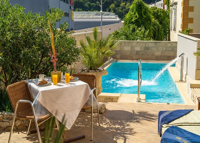 Apartmán Aura - Comfort 4 With Shared Swimming Pool