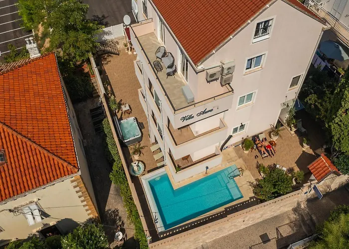 Aura - Comfort 4 With Shared Swimming Pool Apartment