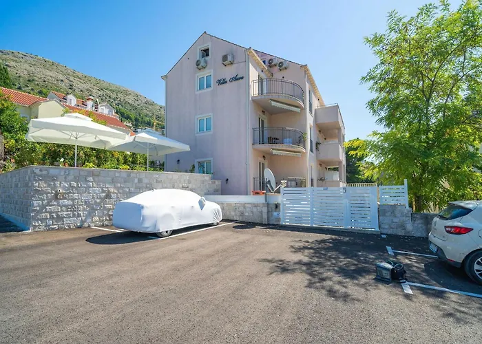Aura - Comfort 4 With Shared Swimming Pool Apartment *